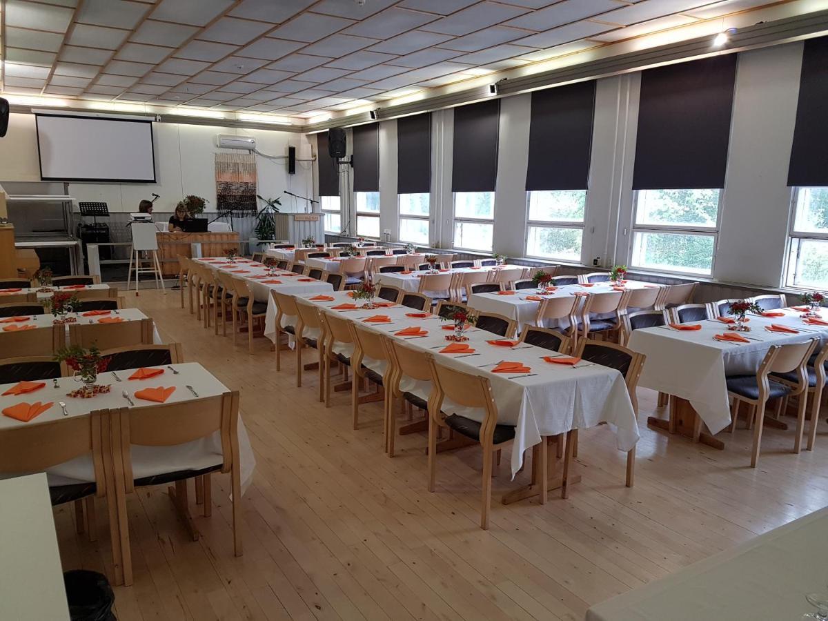Maaseutuhotelli Hirvikoski Sykarainen Exterior foto